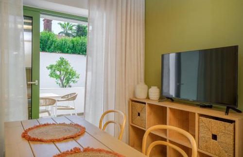 Ouranoupoli House | theopisti home