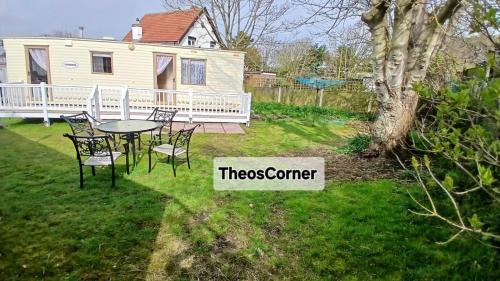 Great Yarmouth Apartment | Theos Corner