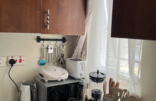Central Kampala Bed & Breakfast | Theoscozyhaven