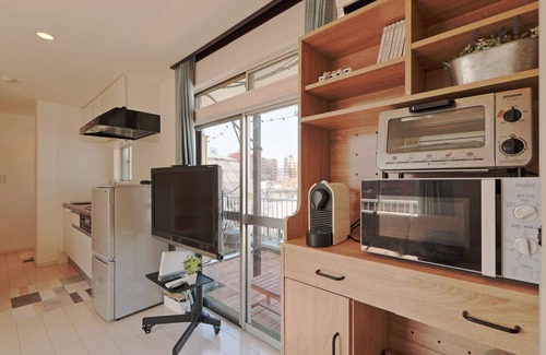 Nishi-Shinjuku Apartment | There are 1 bed room with 2 double beds