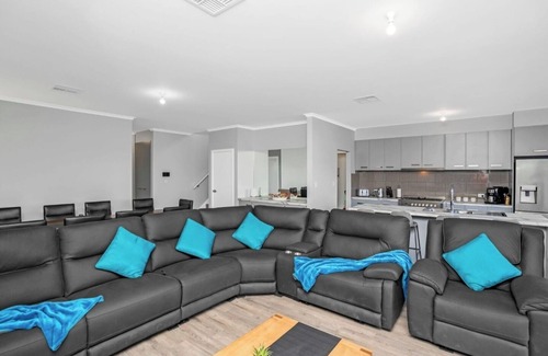 Seymour House | Theriverbend43 Wellington Marinan· Wellington East, South Australia