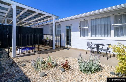 Fenton Street Hotel | Thermal Oak Motel