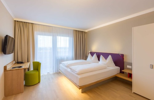 Lutzmannsburg Hotel | Thermenhotel All In Red