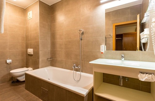 Lutzmannsburg Hotel | Thermenhotel Kurz