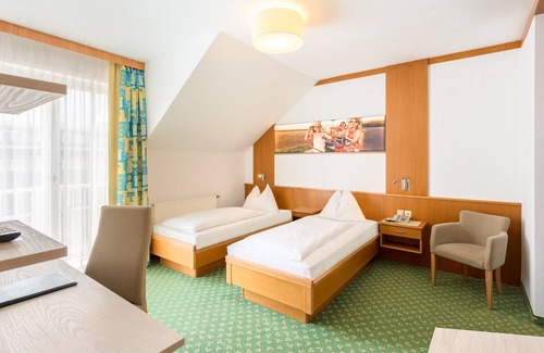 Lutzmannsburg Hotel | Thermenhotel Kurz