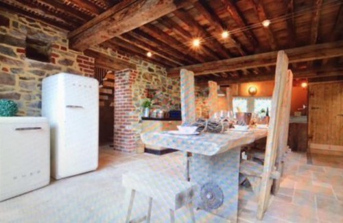 La Reid House | Thermes de la Charmille