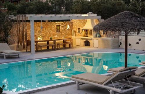 Agia Paraskevi House | Theros Houses Santorini