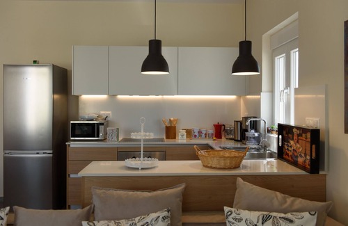 Kokinos Pirgos Villa | Thetis Red Tower Suite