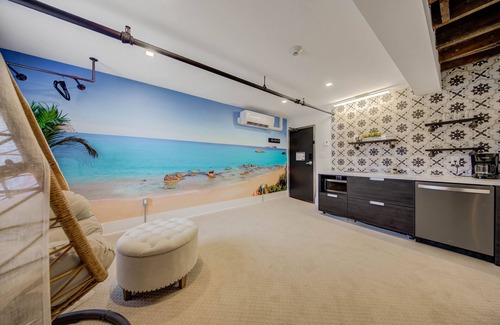 New Toronto Hotel | TheWestlake