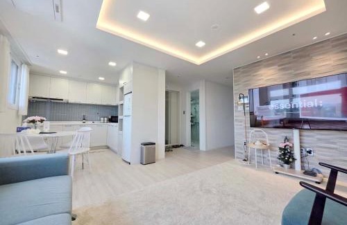 Cheonho-dong Apartment | TheZoneStay NewBuilding 3Rooms 2bathroom Outer-Patios