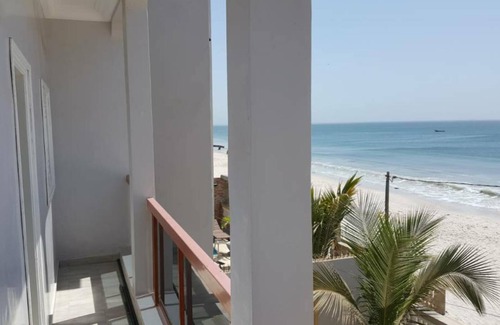 Dakar Apartment | Thiaroye Azur: Luxury apartment