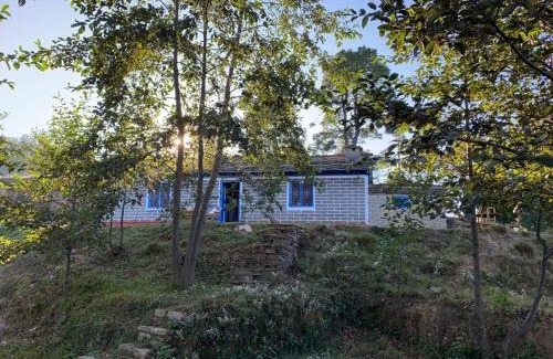 Almora Cabin | Thikalna Himalayan Retreat