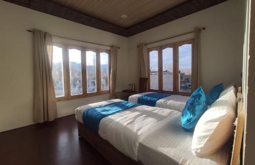 She House | Thiksey Eco Homestay