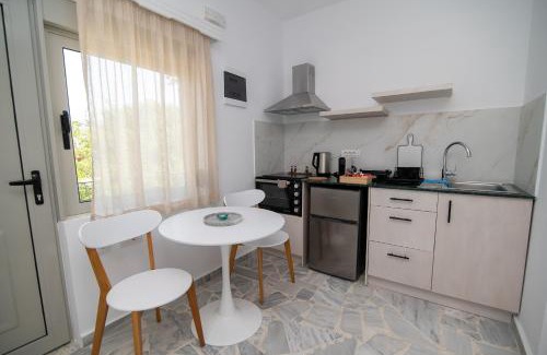 Kefalos Apartment | Thines studio B