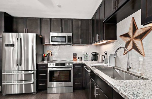 Asheville Condo | Third floor condo in downtown Asheville