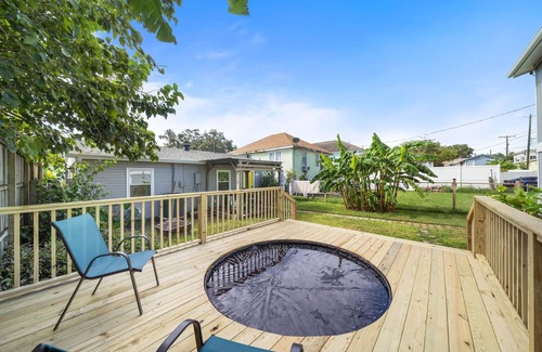 Galveston Apartment | Thirty Three Thirty Sunset Retreat