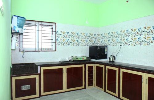 Tiruchirappalli House | Thiruveesar Family Homestays