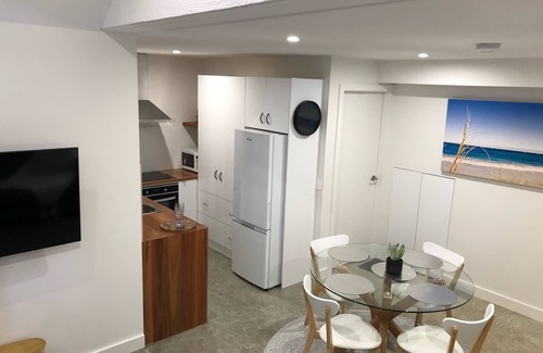 Torquay Apartment | This 1-bedroom Guest Suite is the ultimate weekend getaway
