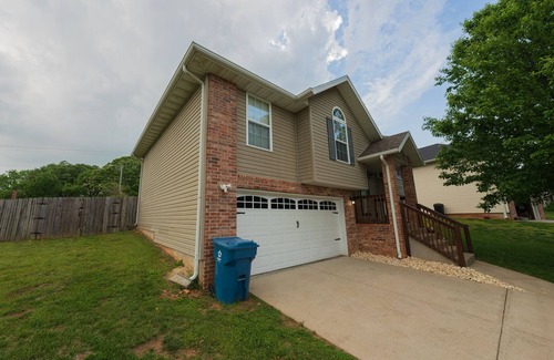 Ozark House | This Alice in Wonderland house has something for everyone!