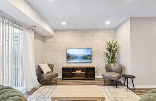 Hampton Apartment | This apartment is a 1 bedroom(s), 1 bathrooms, located in Hampton, VA.