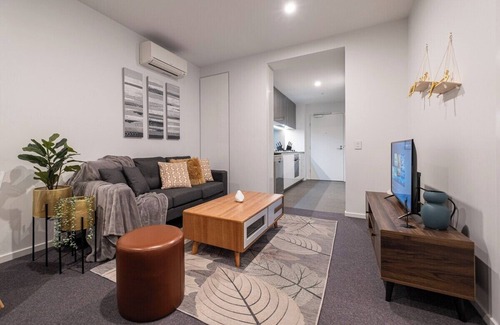 Footscray Apartment | This apartment is a 2 bedroom(s), 2 bathrooms, located in Footscray, VIC.
