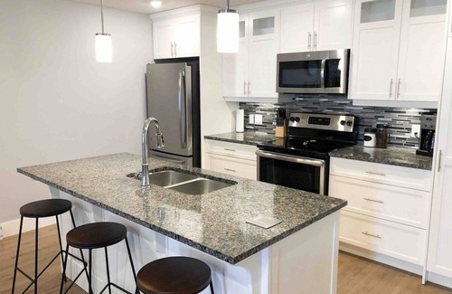Fredericton Apartment | This apartment is a 2 bedroom(s), 1.5 bathrooms, located in Fredericton, NB.