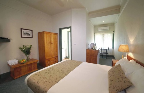 Soldiers Hill Apartment | This apartment is a 0 bedroom(s), 1 bathrooms, located in Soldiers Hill, VIC.