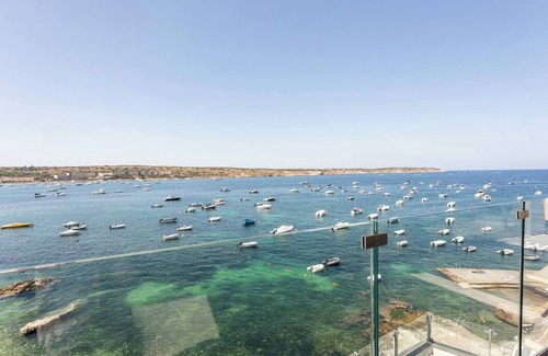 Madliena Apartment | This apartment is a 2 bedroom(s), 1 bathrooms, located in Il-Mellieħa, null.