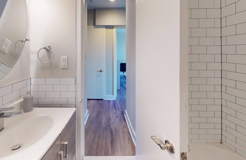 East Falls Apartment | This apartment is a 2 bedroom(s), 1 bathrooms, located in Philadelphia, PA.
