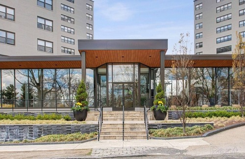 East Falls Apartment | This apartment is a 2 bedroom(s), 1 bathrooms, located in Philadelphia, PA.