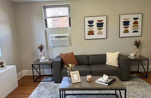 Germantown Apartment | This apartment is a 1 bedroom(s), 1 bathrooms, located in Philadelphia, PA.