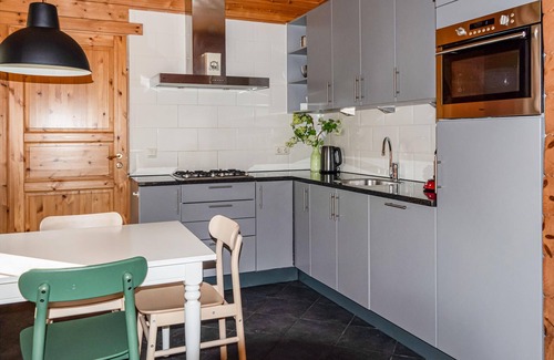 Ruurlo House | This atmospheric vacation home in Ruurlo is built in Finnish style.