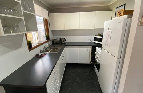 Jurien Bay House | This beach house is full of character and is the perfect way to relax while spending quality time wi
