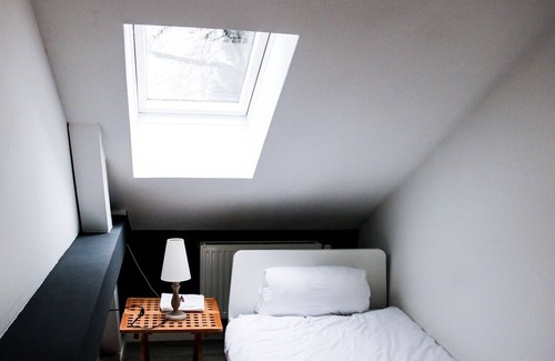Hamburg-Barmbek Apartment | This beautiful attic apartment for max. 4 persons (+ baby) is located in our apartment house Kunaustraße.