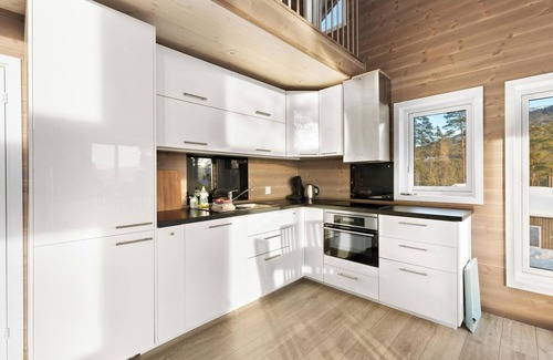 Vradal House | This beautiful holiday home with a great view is situated on a sunny mountainside and is suitable for 6 people.