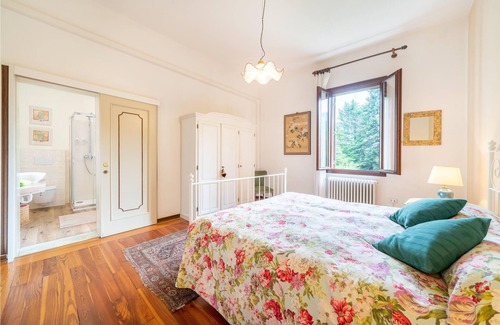 Torreglia House | This beautiful homely vacation home (400 m²) at the foot of the Colli Euganei is an ideal starting p