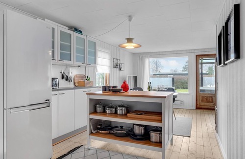 Kegnæshøj House | This beautiful vacation home is located in the quiet area of Sønderby Strand on Kegnæs.