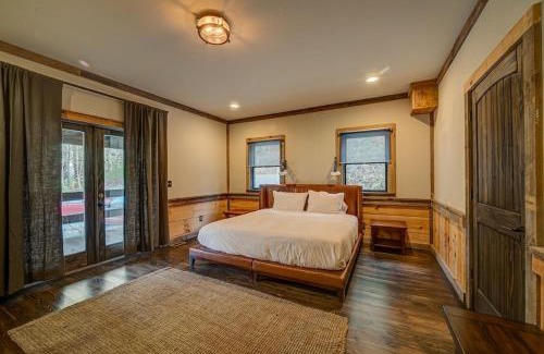 Cherry Log Ski Chalet | This chalet is luxury and mountain charm all wrapped up in one