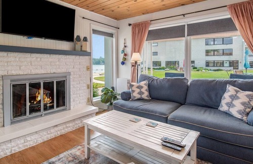 Conway Condo | This condominium is a 1 bedroom(s), 2 bathrooms, located in Conway, MI.