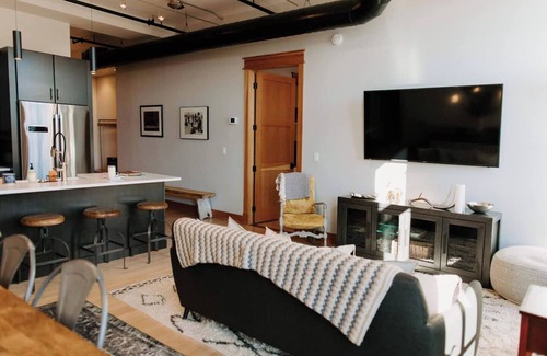 Sheridan Condo | This condominium is a 3 bedroom(s), 2 bathrooms, located in Sheridan, WY.