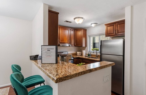Lombardi Estates Condo | This condominium is a 2 bedroom(s), 2 bathrooms, located in Scottsdale, AZ.