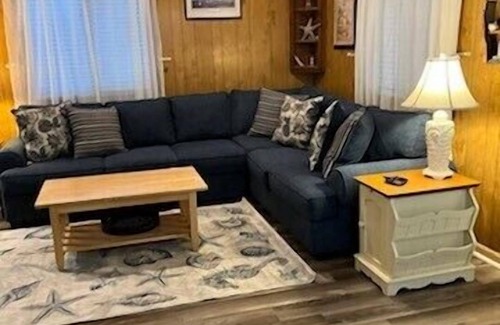 Duck Cottage | This Cozy Cottage by the Sea will steal your Heart and calm your Soul.