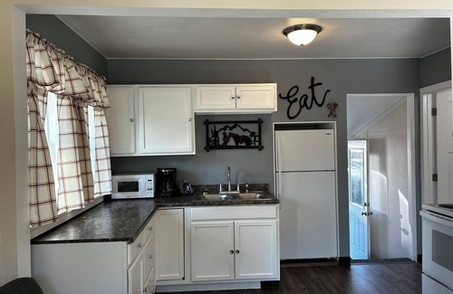 Helena House | This cozy house has been completely remodeled inside and features three bedrooms.