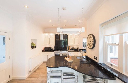 Bangor House | This historic Manor House has been transformed into a superb holiday residence