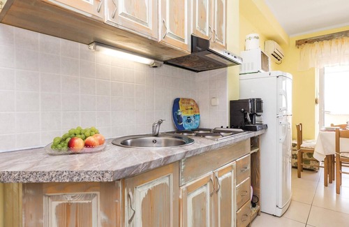 Vidalici Apartment | This holiday apartment is functionally furnished and is located not far from the beach.