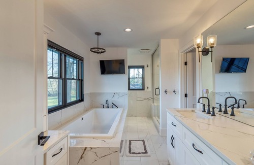 Beverly Hills House | This house has it all! Swimming,, hot tub, sauna, basketball, and movie room!