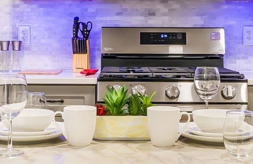 Corn Hill House | This house is a 1 bedroom(s), 1 bathrooms, located in Rochester, NY.