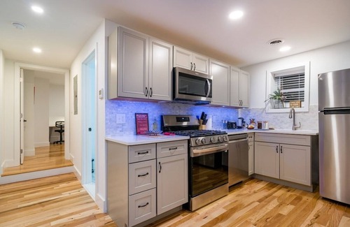 Corn Hill House | This house is a 1 bedroom(s), 1 bathrooms, located in Rochester, NY.