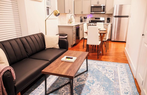 Corn Hill House | This house is a 1 bedroom(s), 1 bathrooms, located in Rochester, NY.