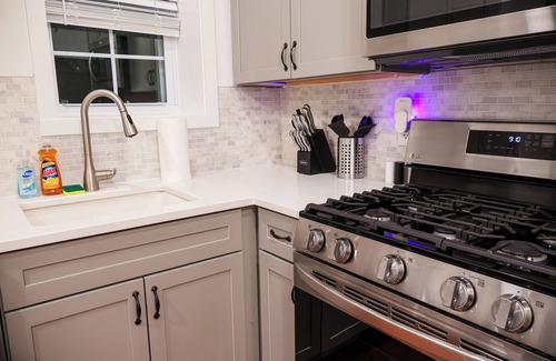 Corn Hill House | This house is a 1 bedroom(s), 1 bathrooms, located in Rochester, NY.